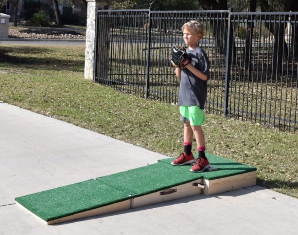 Portable Pitching Mound 6" for Ages 12 & Under